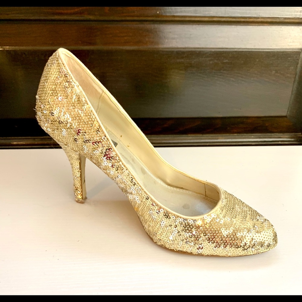 WHITE HOUSE BLACK MARKET Sequined Heels - Picture 3 of 7